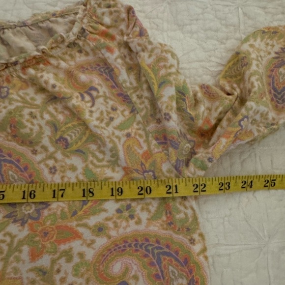 Lauren Ralph Lauren pastel paisley top size Size XL. Elastic neck, 3/4 sleeves - Picture 9 of 10
